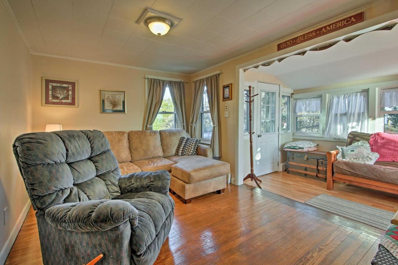 Cozy Buzzards Bay Home Steps To Cape Cod Canal! Bourne Ngoại thất bức ảnh