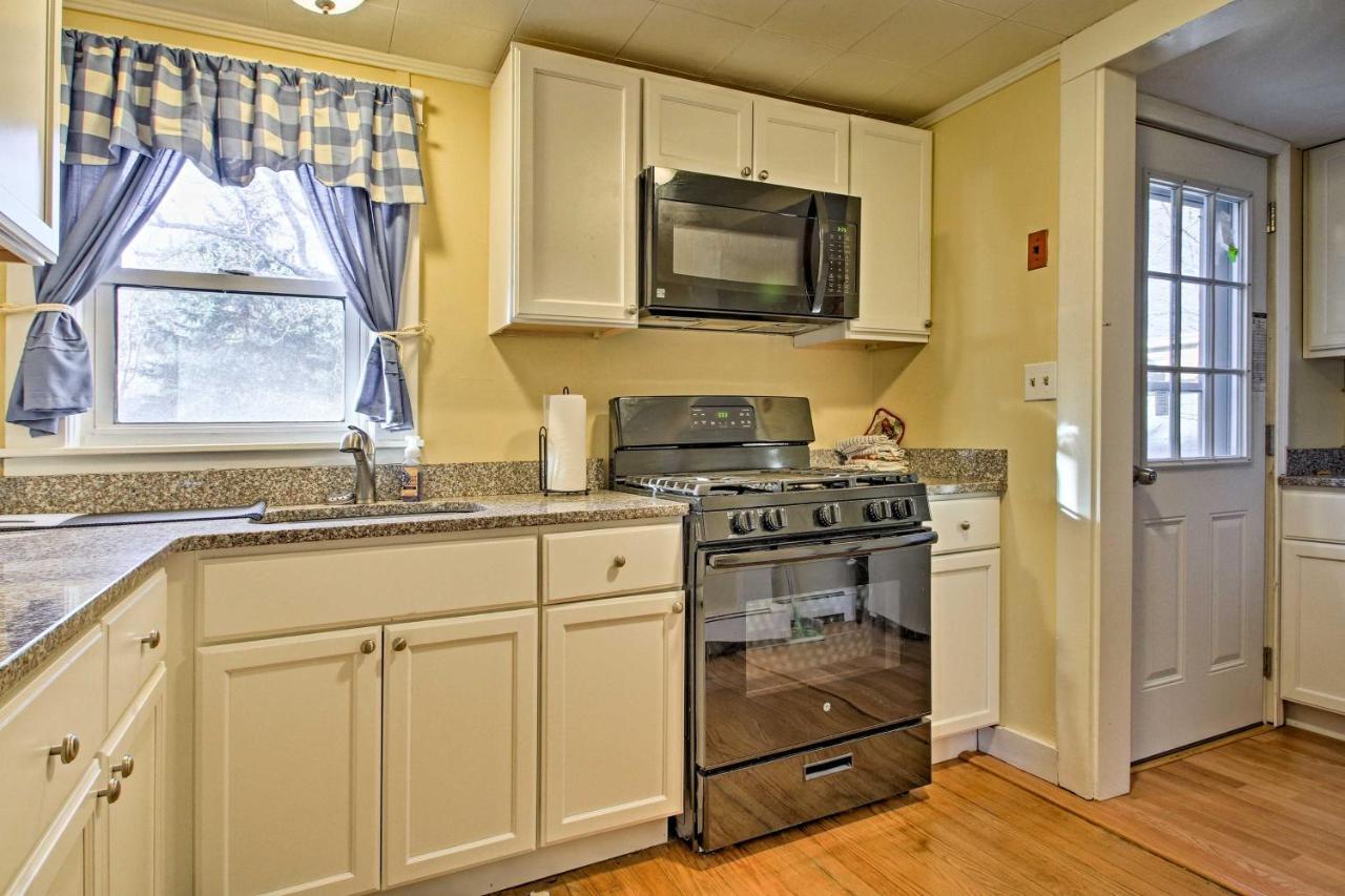Cozy Buzzards Bay Home Steps To Cape Cod Canal! Bourne Ngoại thất bức ảnh
