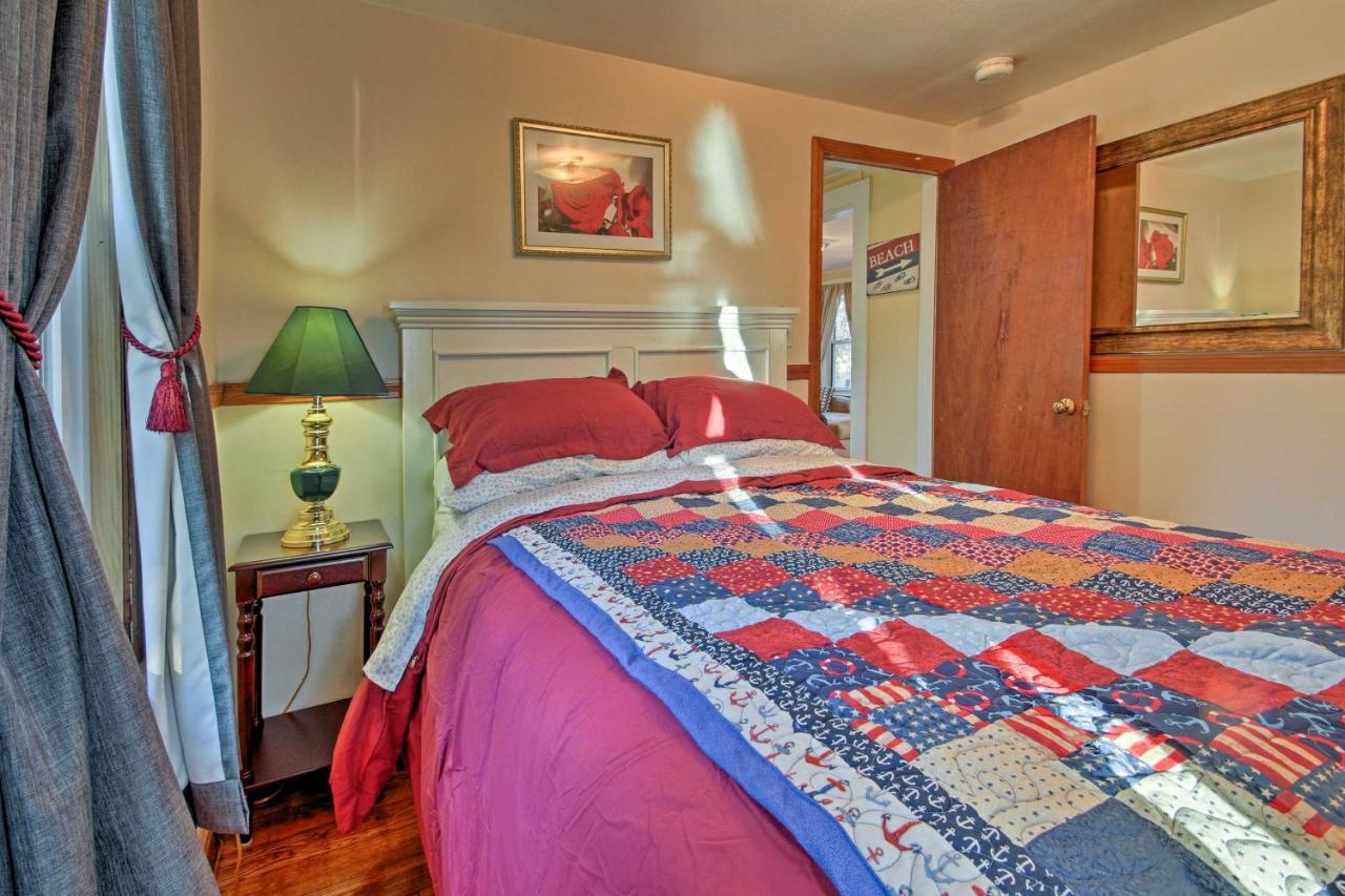 Cozy Buzzards Bay Home Steps To Cape Cod Canal! Bourne Ngoại thất bức ảnh